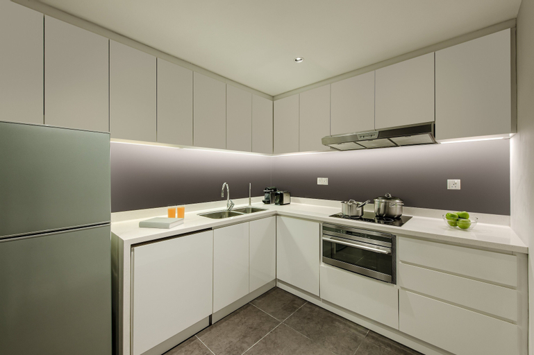 Dining Room 25