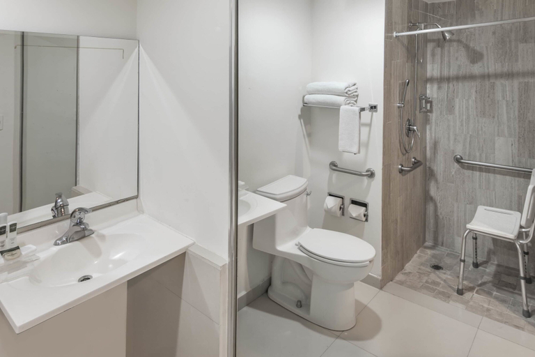 Bathroom 4, Wyndham Executivo Culiacan, Culiacán