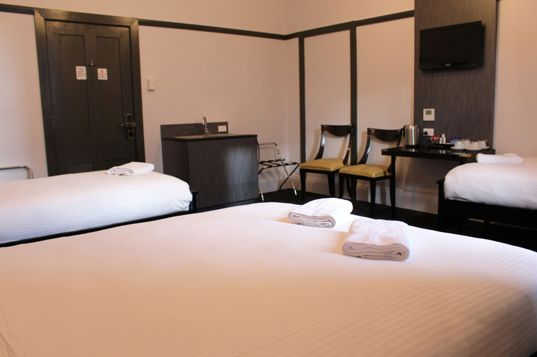 Bedroom 6