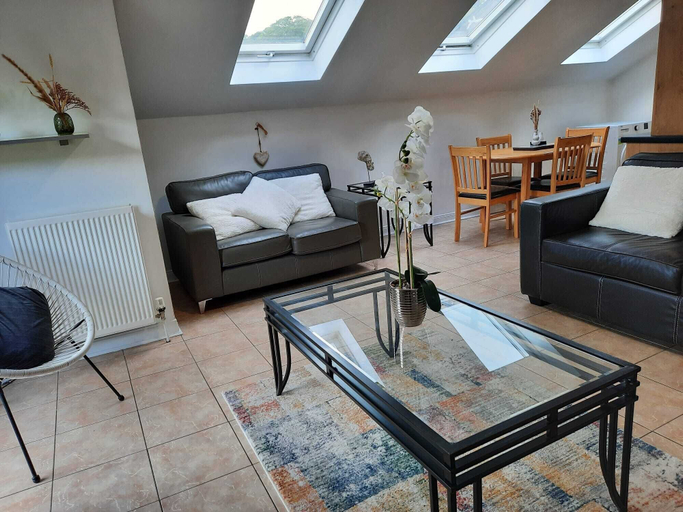 Others 5, Forest View Impeccable two Bedroom House, Newry, Mourne and Down