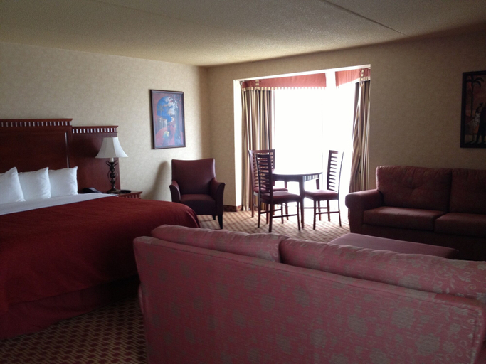 Bedroom 3, Quality Inn & Suites Bay Front, Algoma