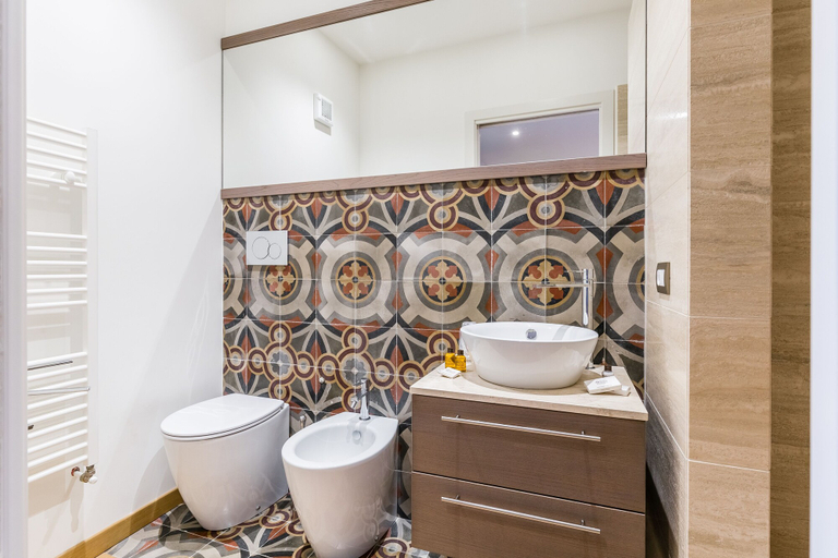 Bathroom 4, Scicli Albergo Diffuso, Ragusa