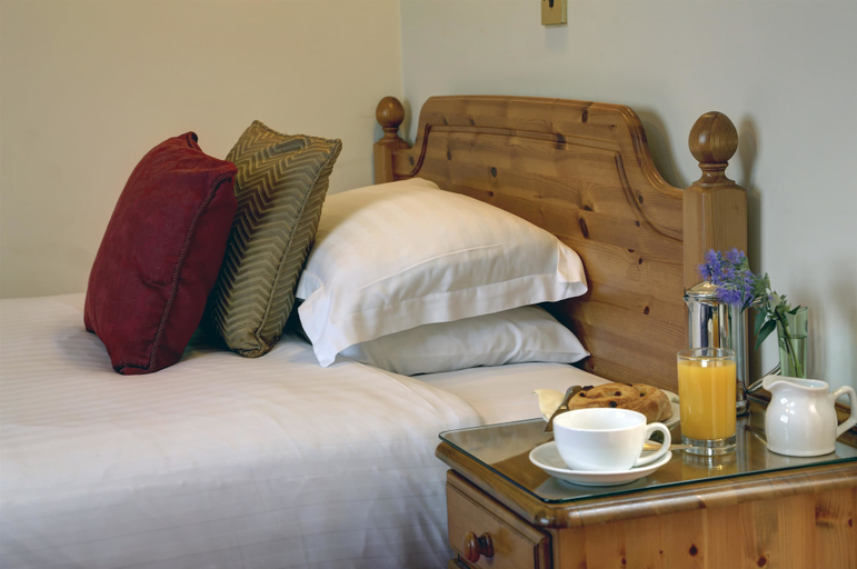 Bedroom 3, Best Western Sysonby Knoll Hotel, Leicestershire