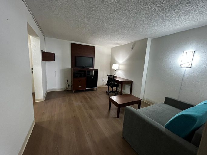 Others 5, Econo Lodge Inn & Suites Chambersburg Central, Franklin