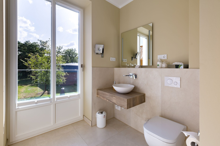 Bathroom 4, Hotel Gut Altona, Oldenburg