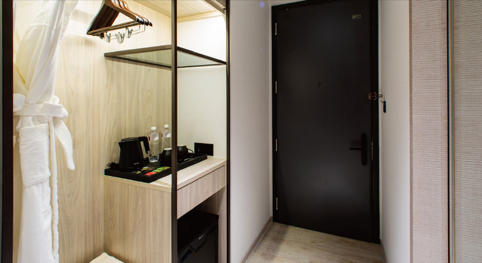 Others 4, JSL Hotel, Taipei City