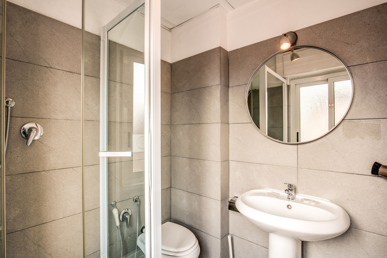 Bathroom 4, City Guest House, Roma