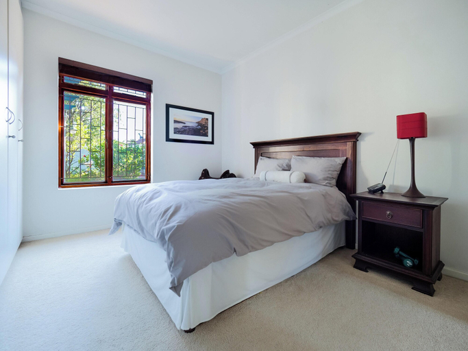 Bedroom, Roomshala 109 Hotel Stays, Gautam Buddha Nagar
