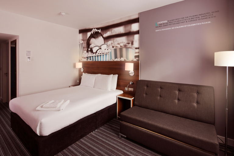 Bedroom 3, Heeton Concept Hotel City Centre Liverpool, Sefton
