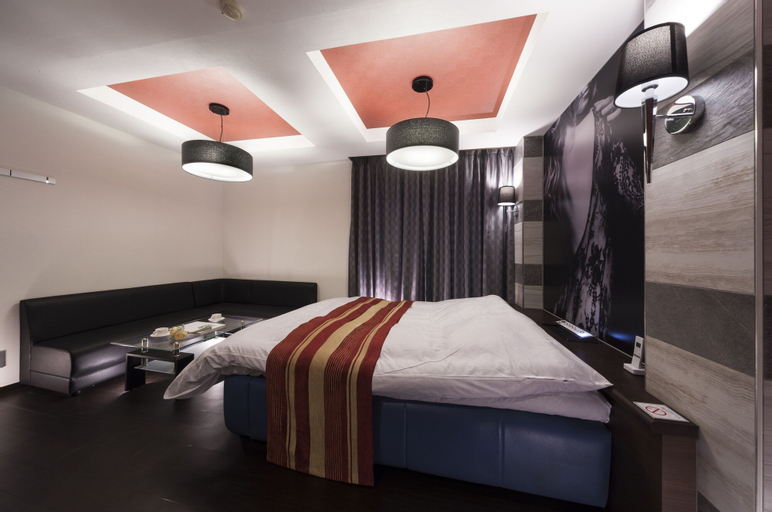 Bedroom 14