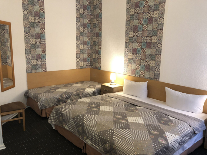 Bedroom 4, Hotel Castell, Berlin