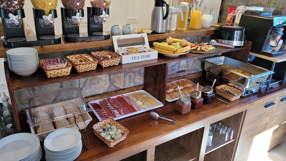 Food & Drinks 5, Plitvica Villa Prica, Plitvička Jezera