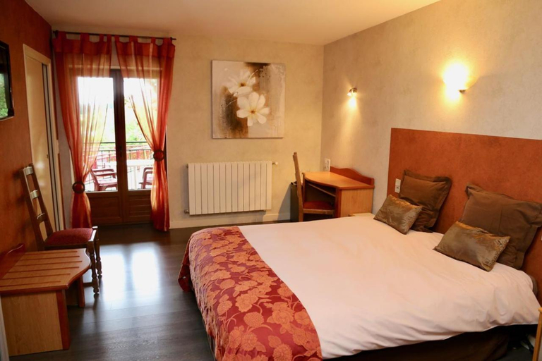 Bedroom 2, Logis Hôtel le Relais Vosgien, Vosges
