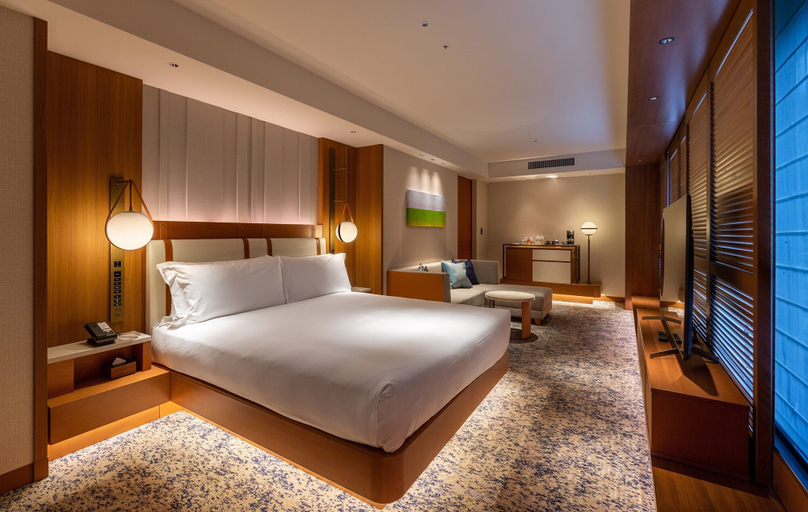 Bedroom 2, InterContinental Hotels YOKOHAMA PIER 8 by IHG, Yokohama