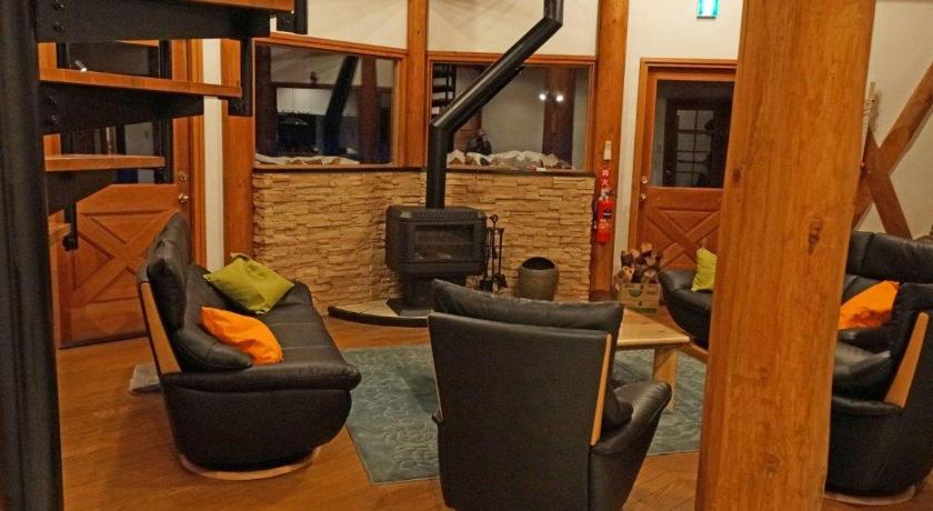 Others 5, Yuki-ki Lodge, Hakuba