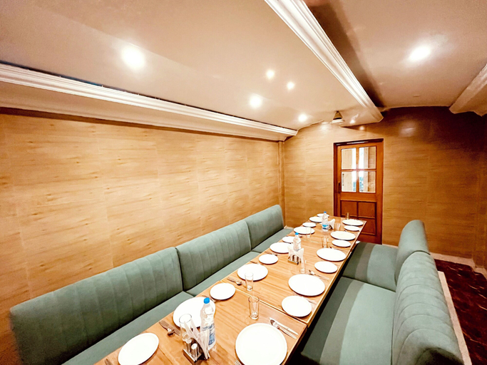 Food & Drinks 4, Hotel Amit, Kullu