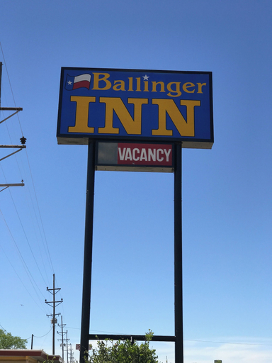 Exterior & Views 1, Ballinger Inn, Runnels