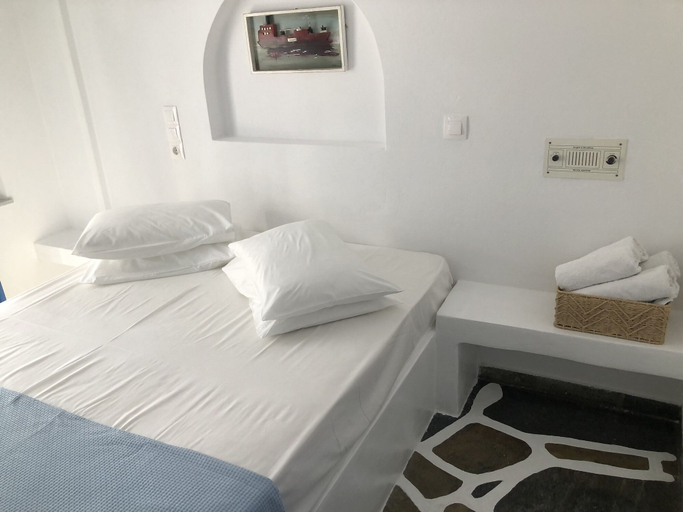 Bedroom 4, Angie's Studios, South Aegean