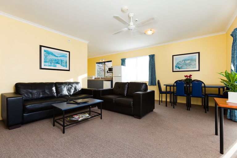 Others 5, Elliotts Kapiti Coast Motor Lodge, Kapiti Coast