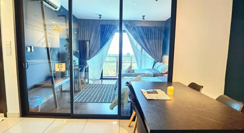 Others 3, 1908 Almas Suites 2Queen bed 4pax!Netflix bY STAY, Johor Bahru