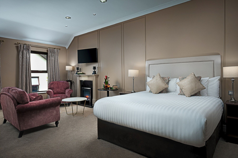 Bedroom 3, Oranmore Lodge Hotel Galway