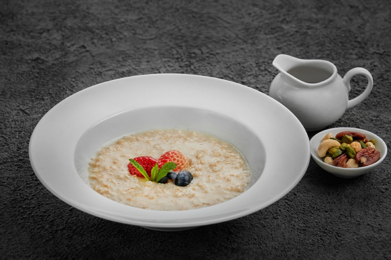 Food & Drinks 19