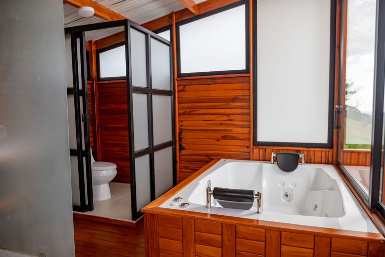 Bathroom 4, Guayupes Hotel de Aventura, Guamal