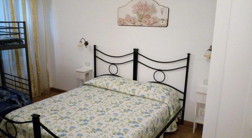 Bedroom 3, b&b ilfenicottero, Grosseto