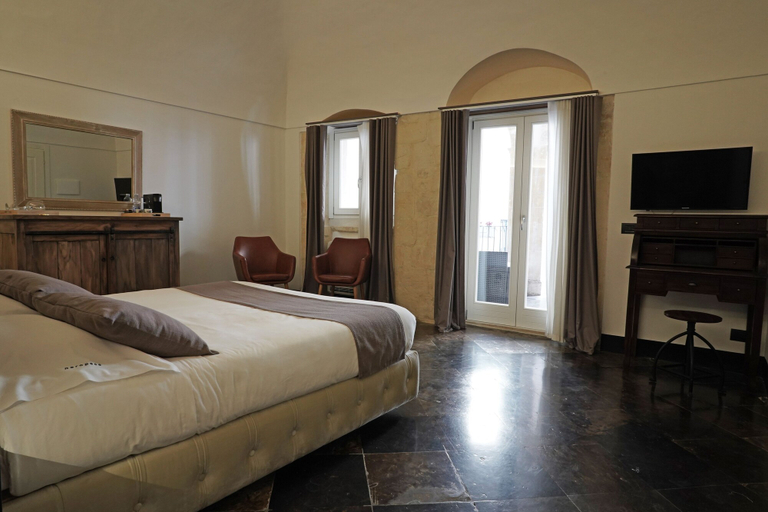 Bedroom 4, Neropece Suites, Ragusa