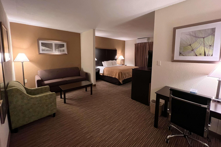 Bedroom 3, Quality Inn & Suites Paragould, Greene