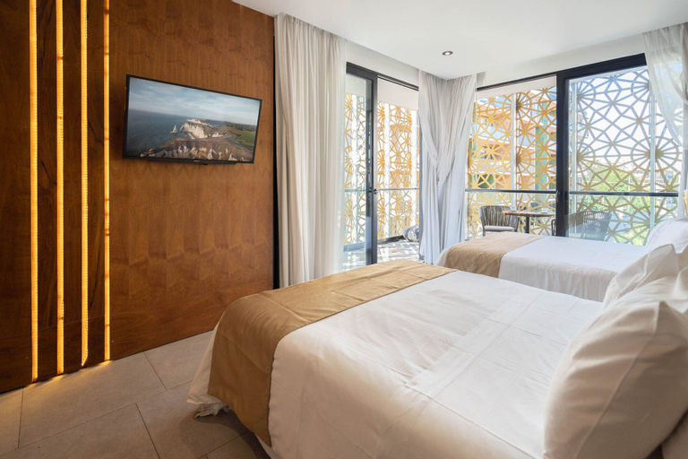 Bedroom 12