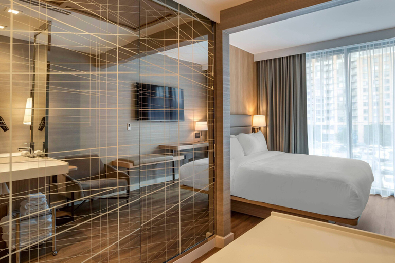 Bedroom 3, AC Hotel by Marriott Washington DC Convention Center, Washington D.C.
