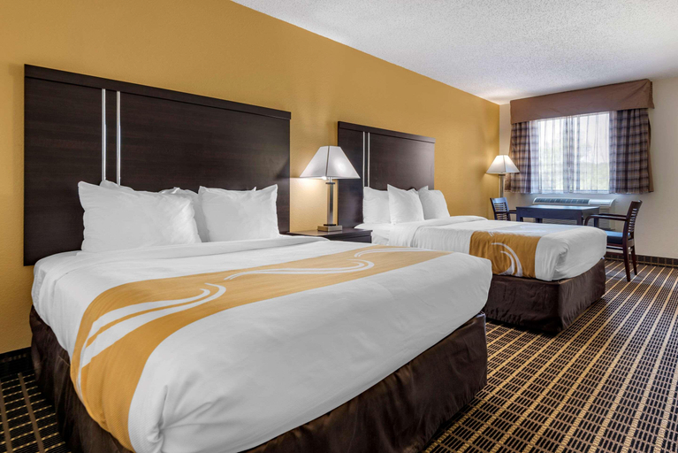 Public Area 3, Quality Inn & Suites, Warren