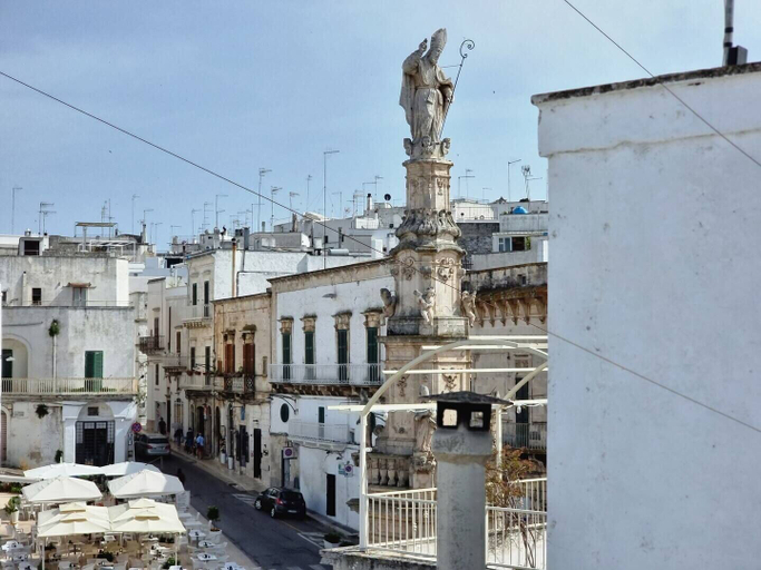 Exterior & Views 2, Casa Mila, Brindisi