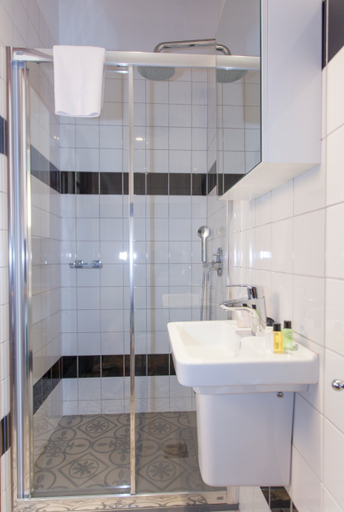 Bathroom, Gran H La Marina 1920, Alicante
