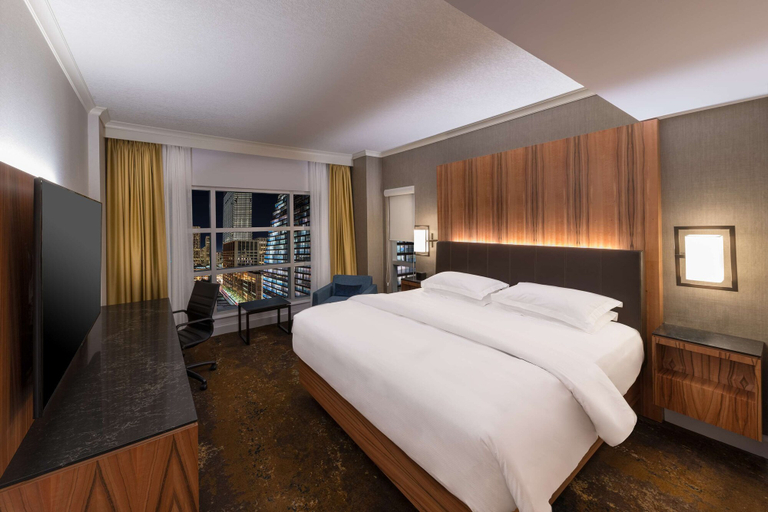 Bedroom 3, Hyatt Regency Calgary, Division No. 6