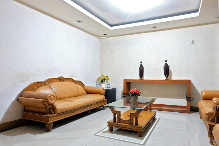 Public Area 2, Spot On 2661 Wisma Maysara Makassar, Makassar