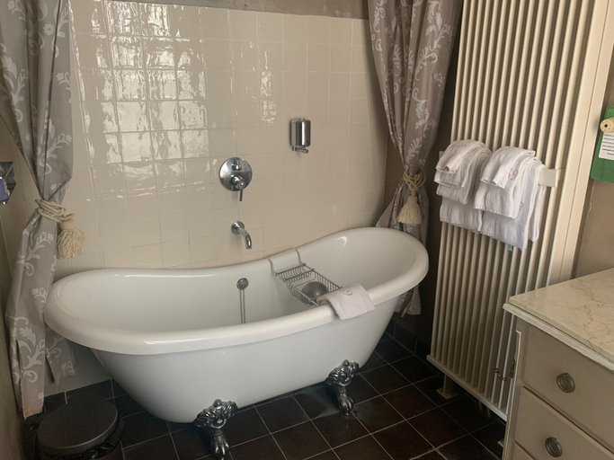 Bathroom 4, 1669 Bed & Breakfast, West-Vlaanderen