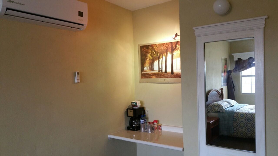 Bedroom 2, Hotel Estrella, Matamoros