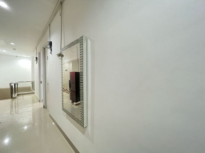 Others 5, RedDoorz @ Ring Road II Area Manado, Manado