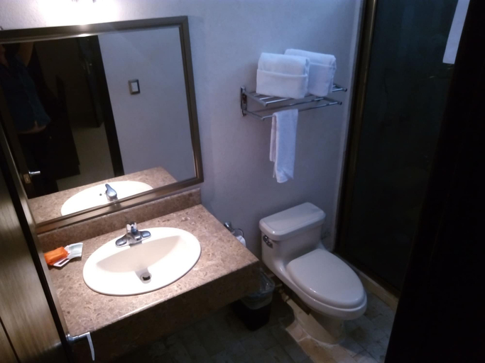 Bathroom, Hotel Madrid Tuxtla, Tuxtla Gutiérrez