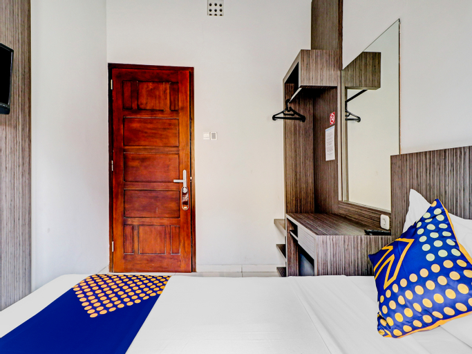 Bedroom 13
