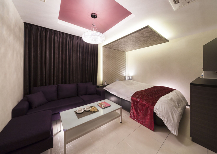 Bedroom 12