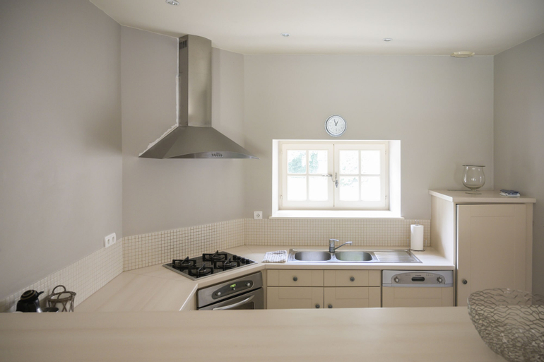 Dining Room 11
