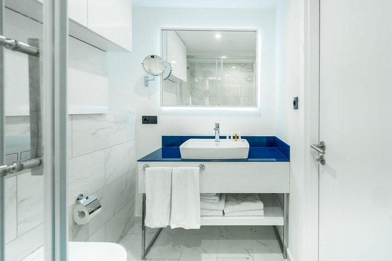 Bathroom 4, BatumiStay, Batumi