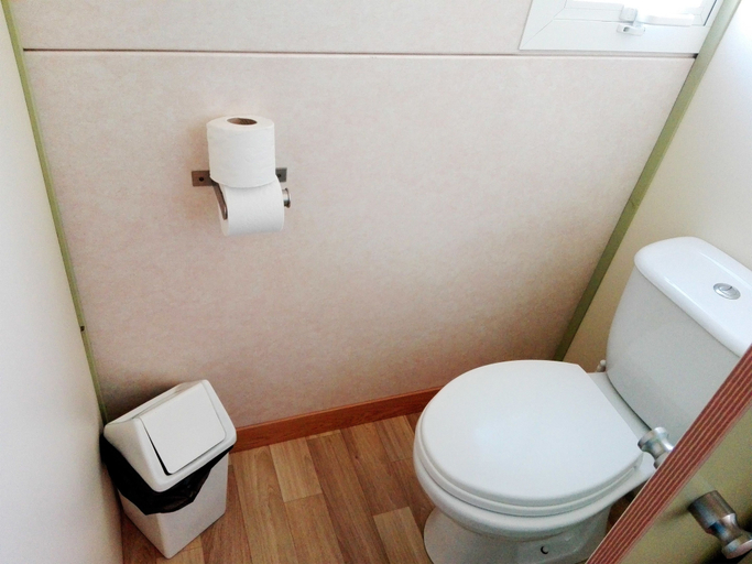 Bathroom, Parque de Campismo Orbitur Valado, Nazaré