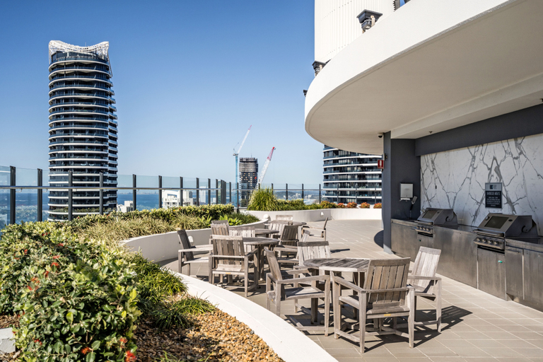 Food & Drinks, The Wave Resort, Gold Coast
