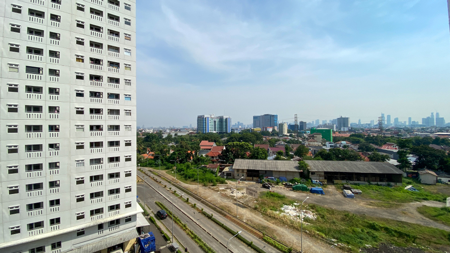 Exterior & Views 5, Cozy Stay Studio at Green Pramuka City Apartment By Travelio, Central Jakarta