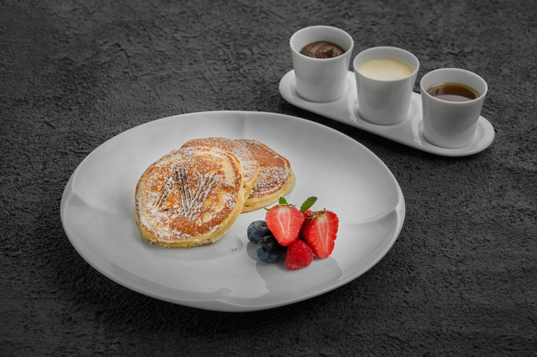 Food & Drinks 8