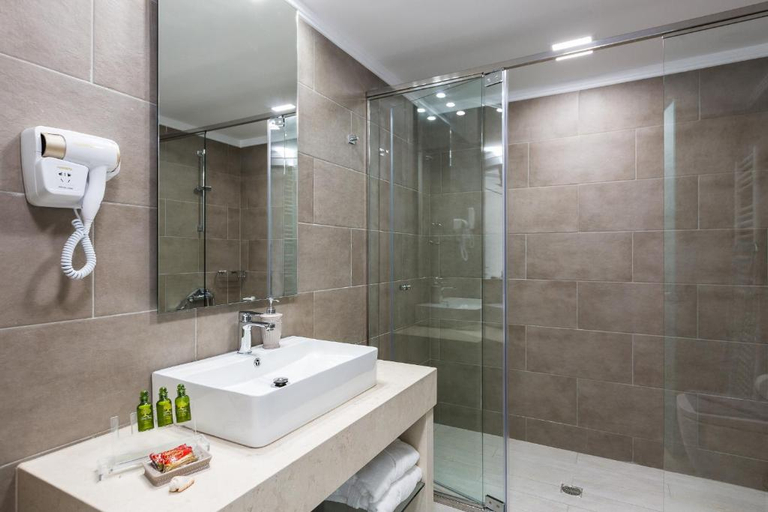 Bathroom, Sun & Sea Plus Resort, Crete